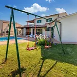 Holiday Home Valtura Valtura * Valtura