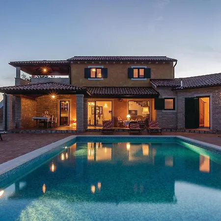 بيت للعطل Holiday Home Valtura Valtura *