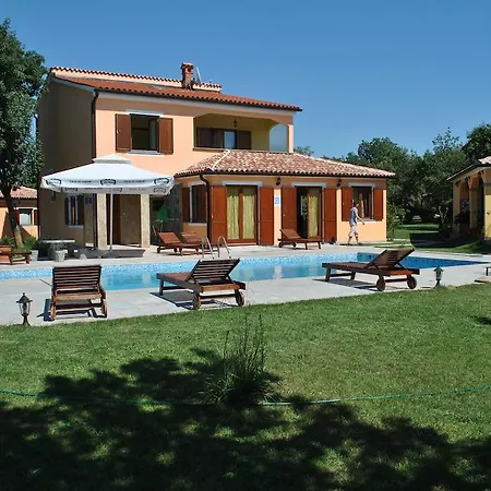 Holiday home In With Kitchen Valtura